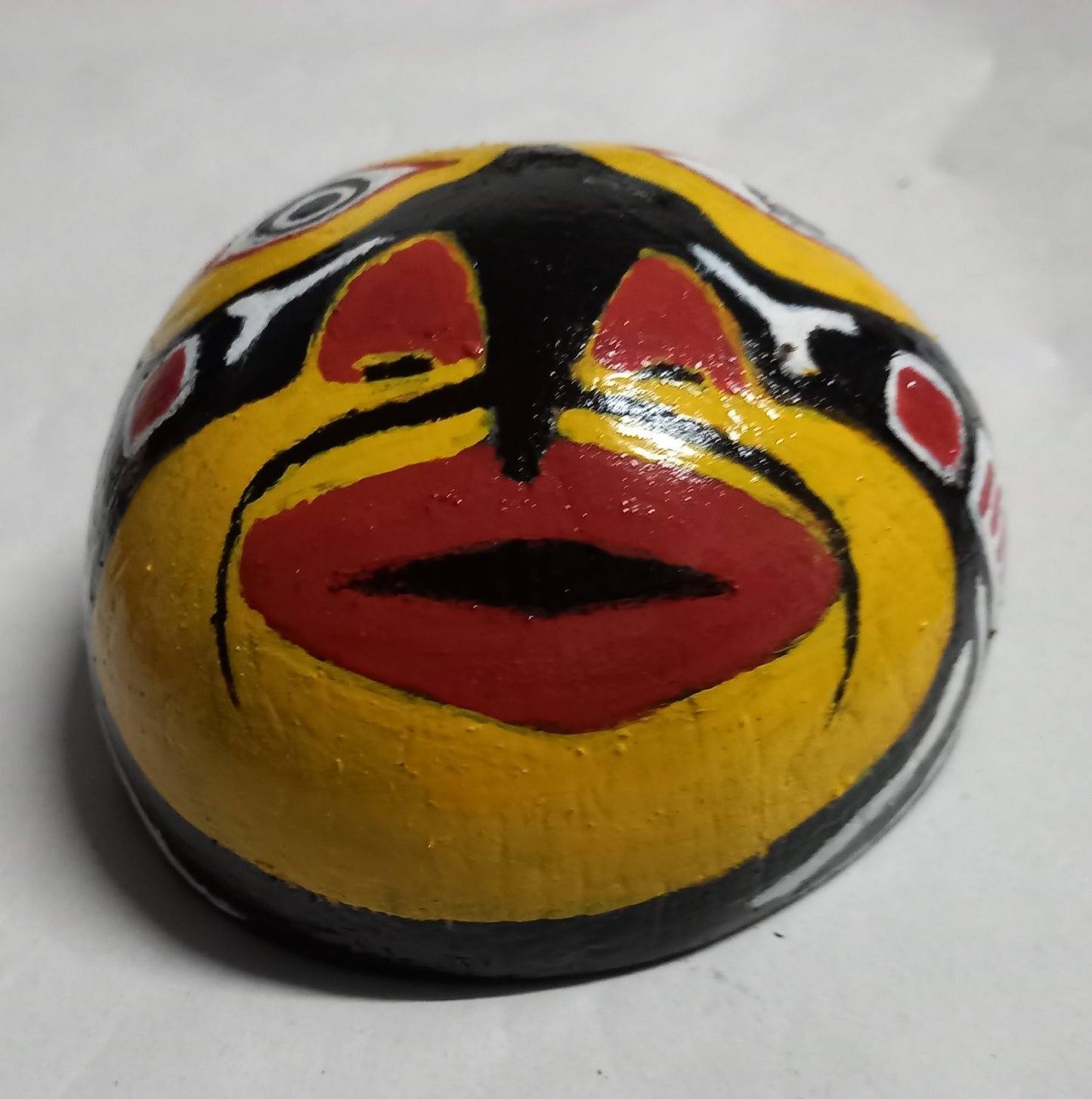 Traditionelle kanadische Gesichtsmaske, 100 % umweltfreundliche handgefertigte Kokosnussschalenmaske