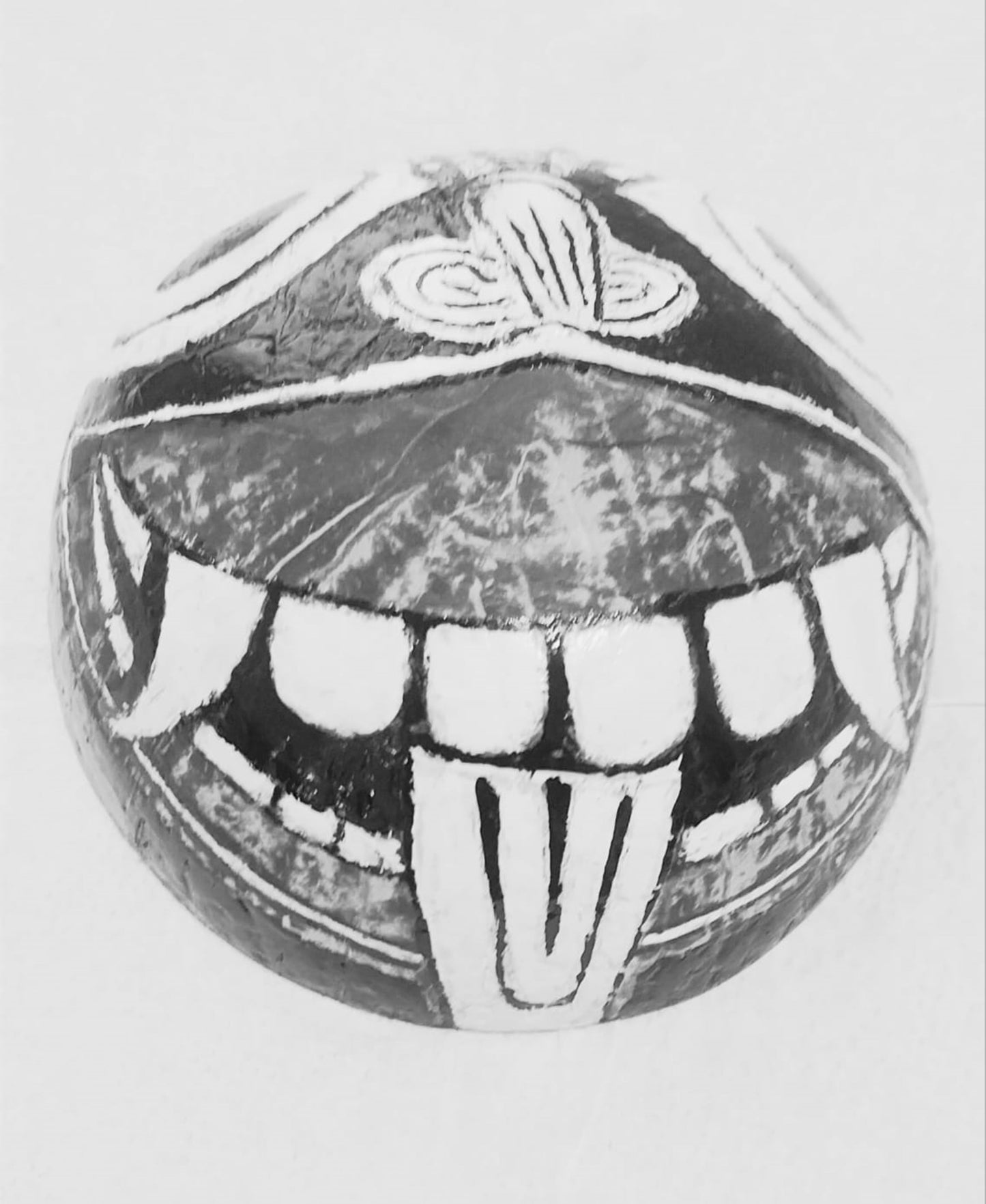Traditional Sri Lankan Face Mask, 100% Eco Friendly Hand Crafted Coconut Shell Mask