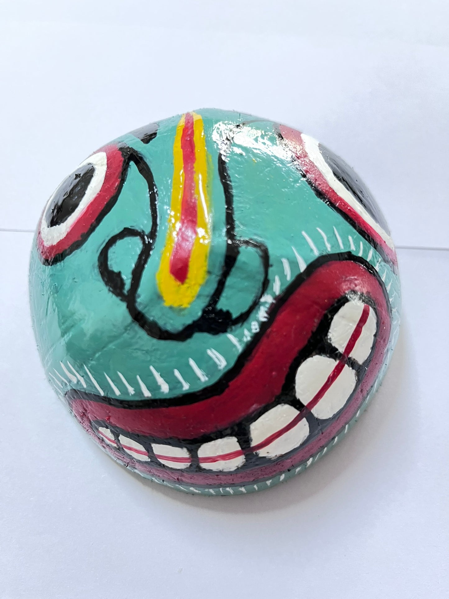 Traditional Sri Lankan Face Mask, 100% Eco Friendly Hand Crafted Coconut Shell Mask Kolam Mask